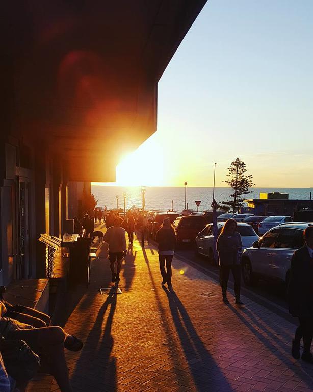 Ocean Beach Backpackers Ostello Perth Esterno foto